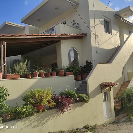 Breeze Holiday Home Koxaré Esterno foto